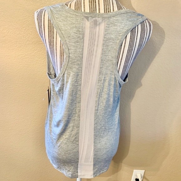 NWT Bebe Top Medium Grey Sleeveless Bebe Logo Mesh Stripe Design Rayon Spandex - Picture 5 of 13